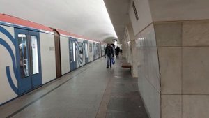 Станция метро "Октябрьская-радиальная" // 16 декабря 2022 года