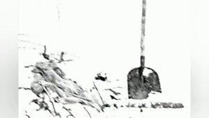 Почему снегу не лежится на месте.