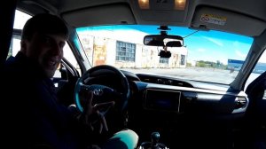 Toyota Hilux VIII поколения. Комерческий автомобиль с человеческим лицом.