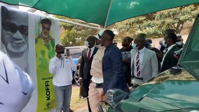 Latest on Roki & Koffi Olomide (Exclusive) смотреть онлайн