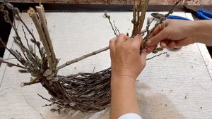 Готовимся к Пасхе. Декор из веток для украшение стола