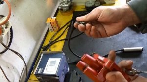 ? Opel Omega A троит двигатель