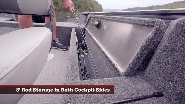 TRACKER Boats: 2018 Pro Guide V-16 SC Deep V Fishing Boat