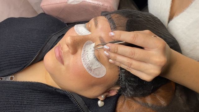 Этапы наращивания ресниц( 1,5д)Часть1 смотреть онлайн