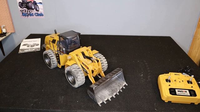 Китайская HUI NA model 1583 scale 1/14. Это уже не игрушки