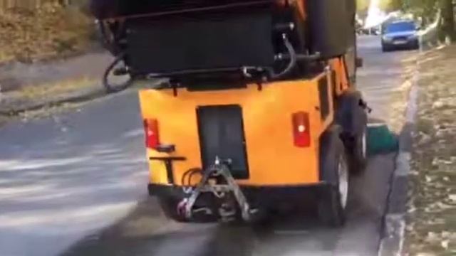 Подметальная многофункциональная уборочная машина SWEEPER ММК российского производства - КИИТ
