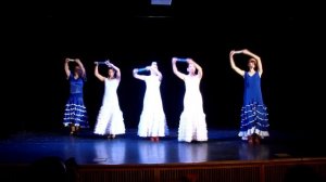 Алегриас с веерами