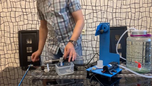 Углевание сырца. Стеклянная угольная колонна. смотреть онлайн