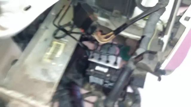 Central do ABS do peugeot 307 2.0 onde fica? Dicas e mais! смотреть онлайн