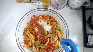 ЗЕЛЕНЫЕ ПОМИДОРЫ ПО-КОРЕЙСКИ НА ЗИМУ.Улетают в миг! Язык проглотишь как вкусно!УСПЕЙТЕ ПОКА СЕЗОН!