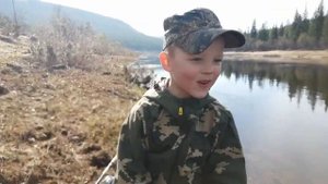 Моя первая рыбалка на реке Кута. Наловил мелких рыбёшек.