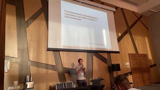 Саша Василенко — Звук x Наука. Генеративные системы в музыке. Работа с Grimes смотреть онлайн