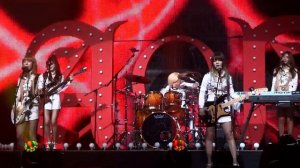 [120730 DEBUT SHOWCASE] Crazy In Love (Band and Hyejeong, Seolhyun, Chanmi) + Talk [jinyoun]