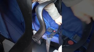 Установка автокресла Britax Romer от рождения 0-9 кг с помощью ремней безопасности