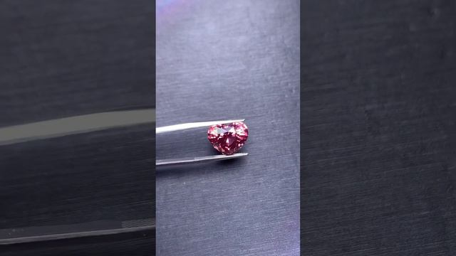 Натуральный розовый турмалин в форме сердца 10,15 карат смотреть онлайн