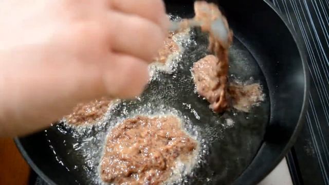 Оладьи из печени. Рецепт печеночных оладьев. Печеночные котлеты. Pancakes From The Liver