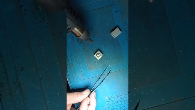 как отчистить клей от радиатора чипа смотреть онлайн