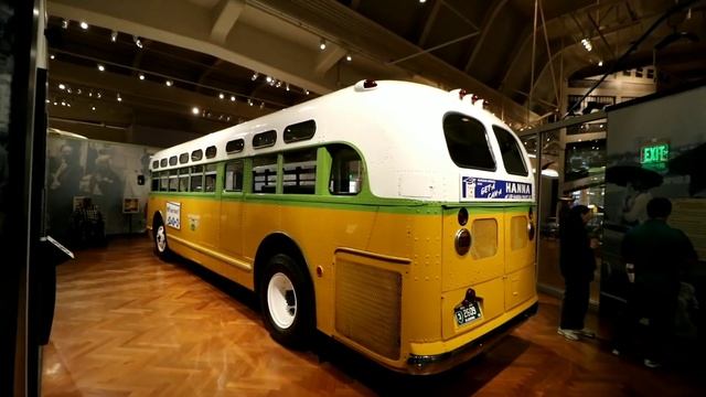 ABRAHAM LINCOLN Assassination Chair & the ROSA PARKS Bus! смотреть онлайн