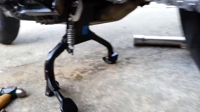 Suzuki Bandit 1250s exhaust replacement смотреть онлайн