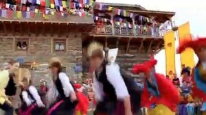 Карина Капур клип