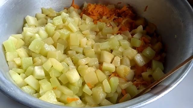 ЗАМЕЧАТЕЛЬНАЯ, КЛАССНАЯ КАБАЧКОВАЯ ИКРА. смотреть онлайн