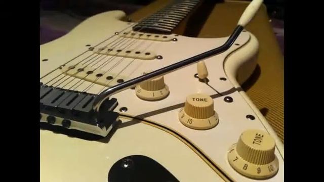 Dunlop gcb95 jdi rhythm and lead using wah, recorded on microcube with 2012 mim standard telecaster смотреть онлайн