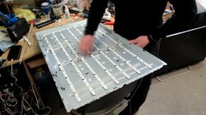 SAMSUNG 39F5000AK Звук есть нет изображения.