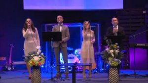 Во веки прославлен Он