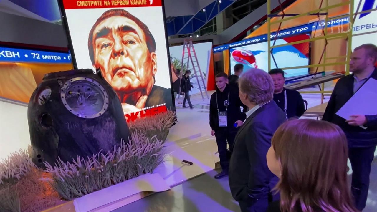 На ВДНХ идут последние приготовления к открытию международной выставки-форума "Россия"