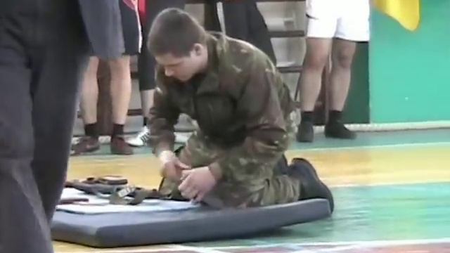 Военно-спортивный праздник "А ну-ка, парни!"