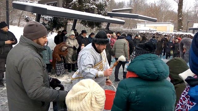 КРЕЩЕНИЕ ОСВЯЩЕНИЕ ВОДЫ САРЖИН ЯР ХАРЬКОВ смотреть онлайн