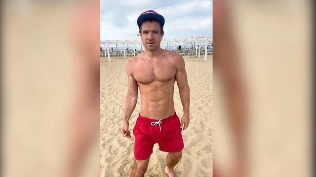 ? Мужчина красиво ТАНЦУЕТ на пляже ? Танцующий мужчина Андрей Лопес ?Хотели бы со мной потанцевать?