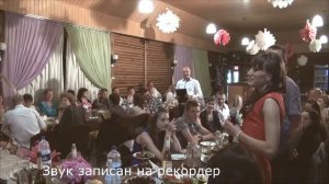 Запись звука на банкете с применением рекордера ZOOM-H1