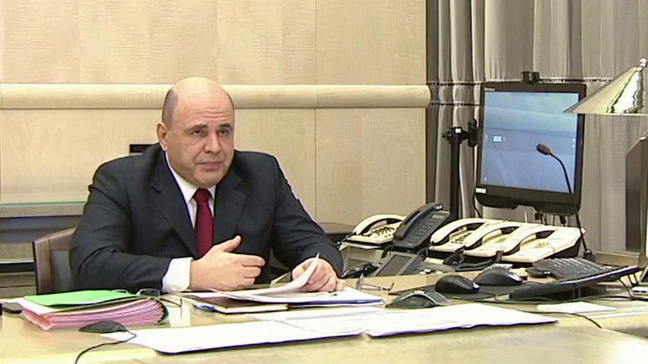 Премьер поручил ежедневно мониторить ситуацию с вы...ами льготных кредитов малому и среднему бизнесу