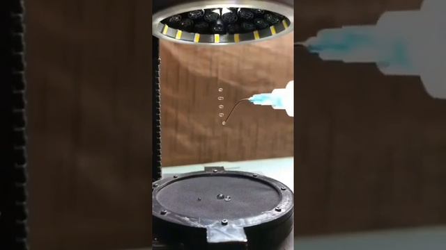 Acoustic levitation