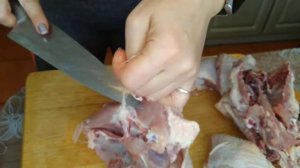 Как быстро разделать курицу.