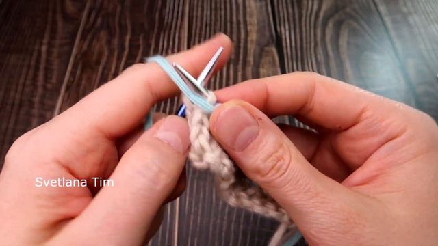 Невероятно красивый двухцветный узор спицами, подойдет для детских изделий. Вязание спицами № 628 смотреть онлайн