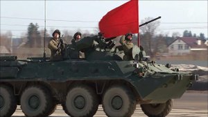 В военных вузах и гарнизонах по всей России начались тренировки к параду в честь Дня Победы
