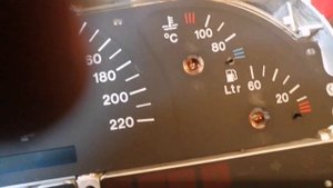 Opel Vectra B, 2001г.в. Не работает указатель температуры, паяем панель приборов.