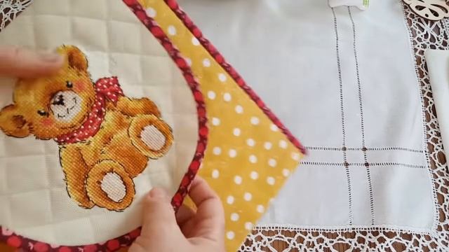 148. Рукодельный микс 66 / Прикладная вышивка: Органайзер-папка и сумочка-конверт с Тедди мишками смотреть онлайн