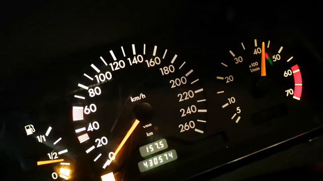 W202 2.3 kompressor sound stock exhaust смотреть онлайн