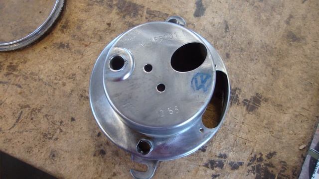 Classic VW BuGs How to Quickly Clean Restore Beetle Ghia Bus Speedometer смотреть онлайн