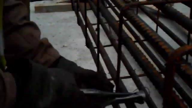 вязка арматуры клещами смотреть онлайн
