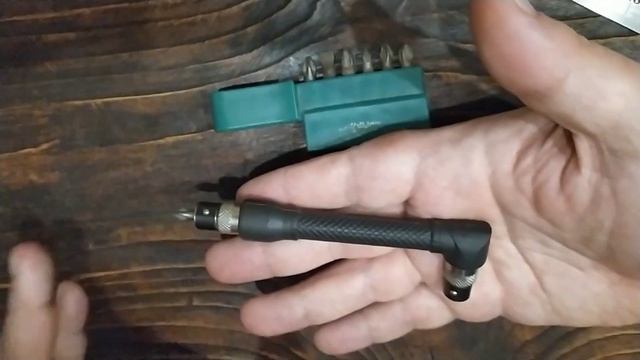 Обзор на Г-образную EDC карманную отвертку AIST 1011008B