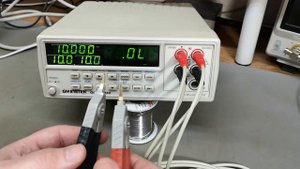 GW INSTEK GOM-802 DC MILLI OHM meter test teardown