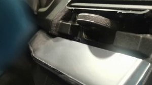 VOLVO XC70 XC90 II front air vents removal