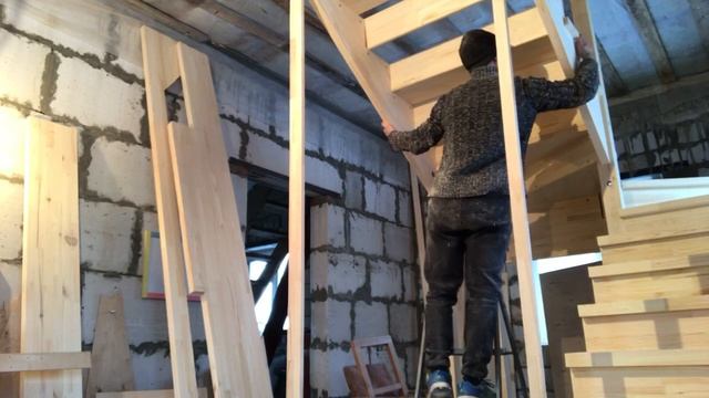 Лестница с подступенками на 180 градусов смотреть онлайн