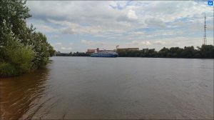 Теплоход "Маленький принц" прибывает в Тверь. 17.08.2024