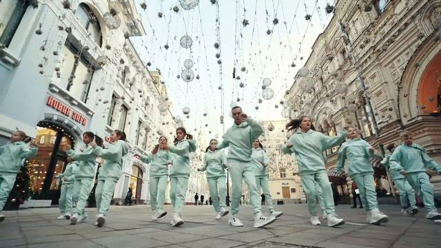 Невероятно Синхронно Танцуют Шафл! Команды Мятных! Shuffle Dance Шафл Танец смотреть онлайн