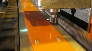 Шаговый двигатель, шестерня, зубчатая рейка